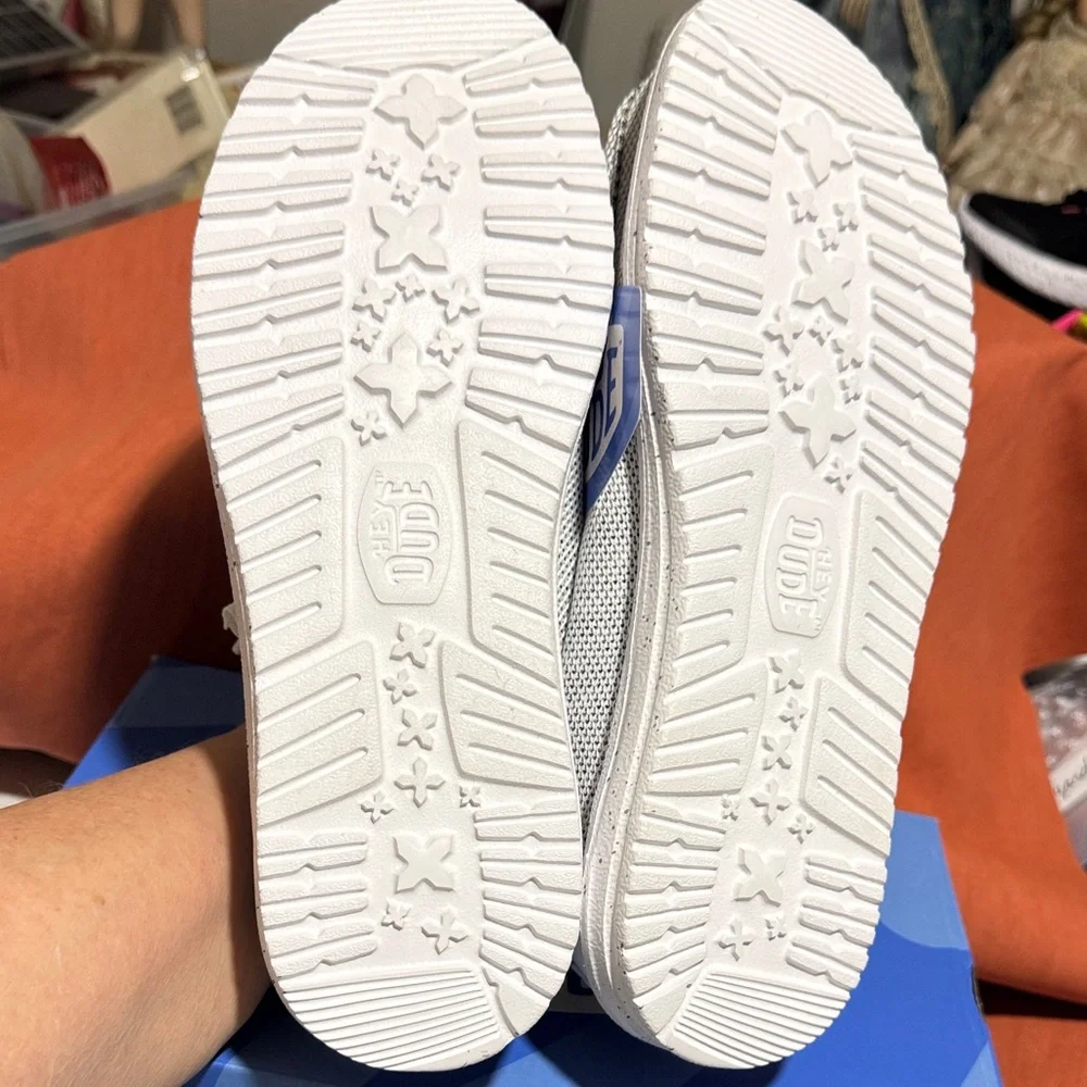 Hey Dude Gray Women's Flats - Picture 5 of 6